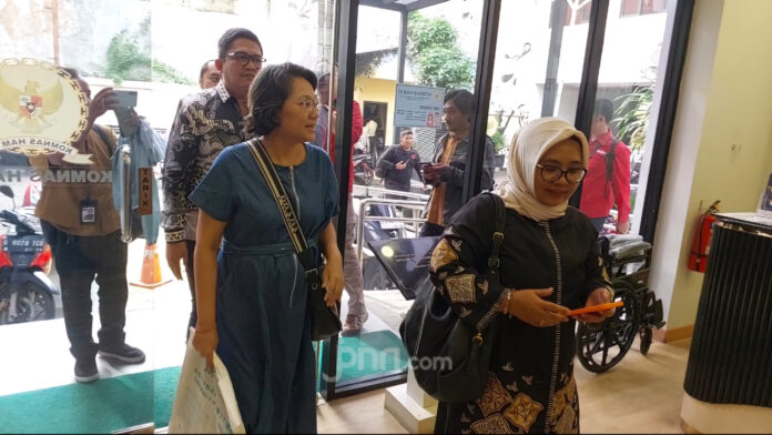 eks-anggota-badan-pengawas-pemilu-bawaslu-agustiani-tio-bela-to9q.jpg