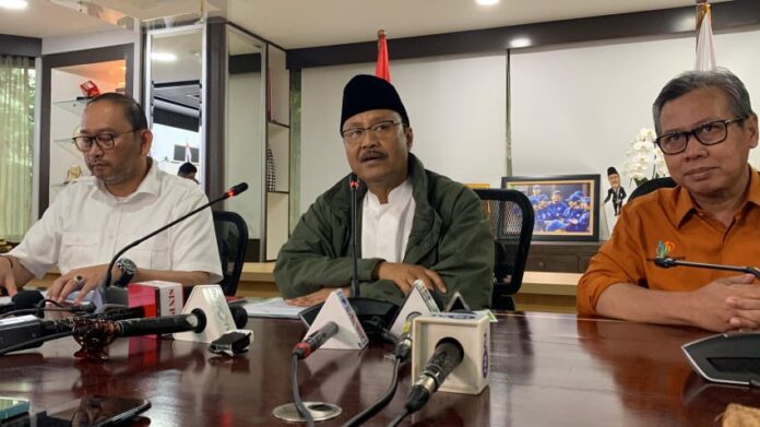739-juta-peserta-pbi-jkn-dicoret-mensos-tidak-terdaftar-di-dtsen-dan-dianggap-sejahtera-aqp.jpg