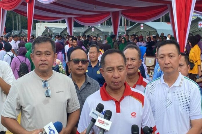 panglima-tni-tegaskan-penggunaan-strobo-sirene-dan-rotator-ilegal-perlu-ditertibkan-tik.jpg